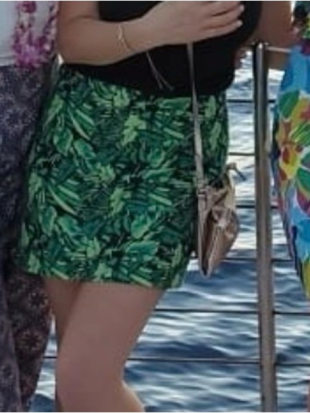 H&M Tropical Green Floral Mini Skirt - Picture 6 of 6